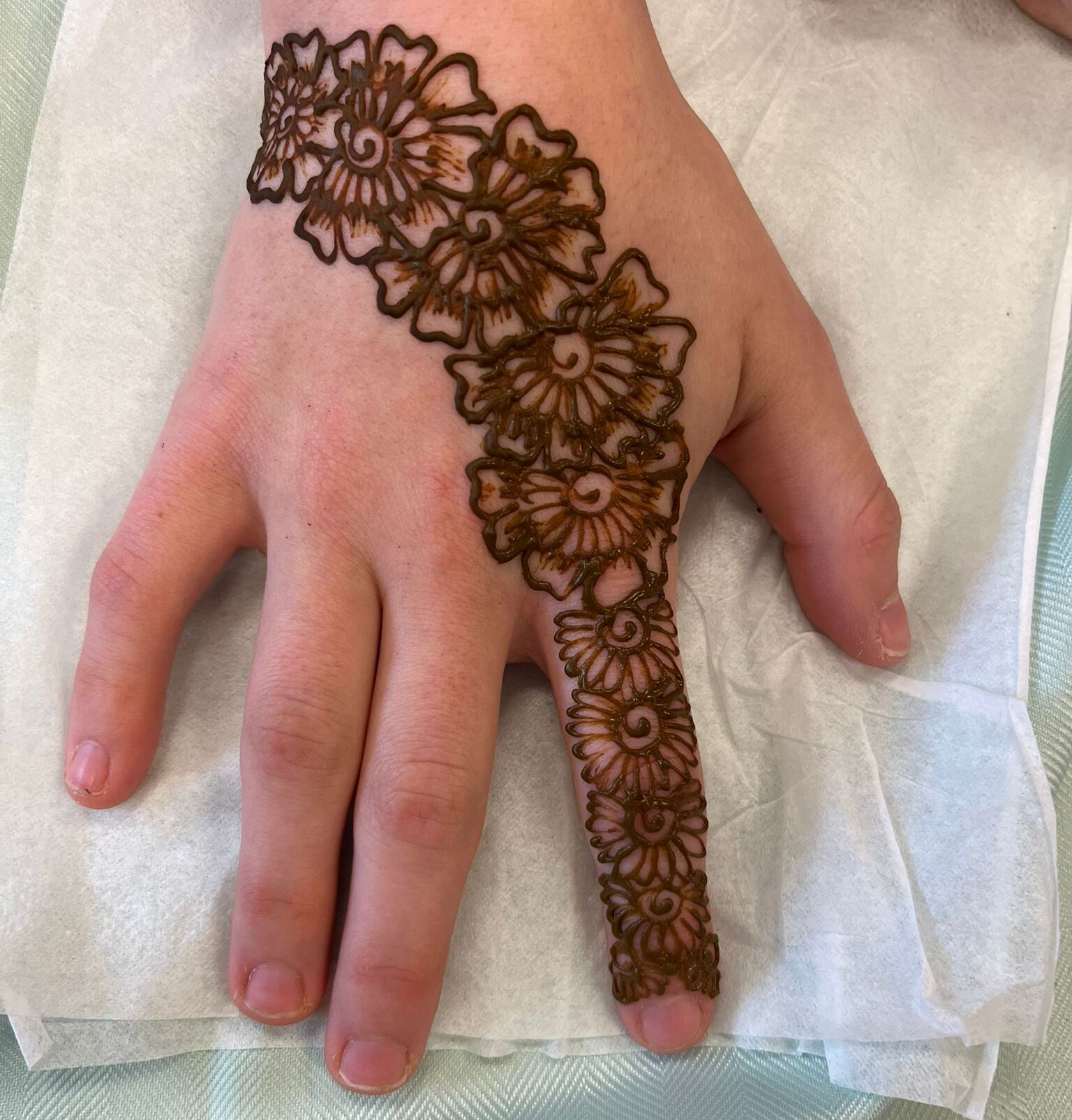  Henna Design